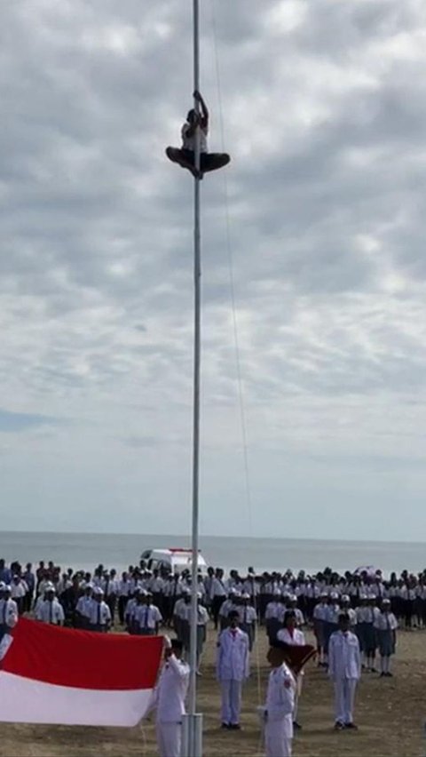 Ingat Joni Pemanjat Tiang Bendera? Ini Potret Terbaru Bareng Jenderal Bintang Satu, Didoakan Netizen jadi TNI