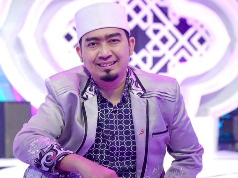 Di Hari Ulang Tahun, Ustaz Solmed Sampaikan Rayuan dan Pujian Kepada Sang Istri 'Jadilah Istri yang Baik'