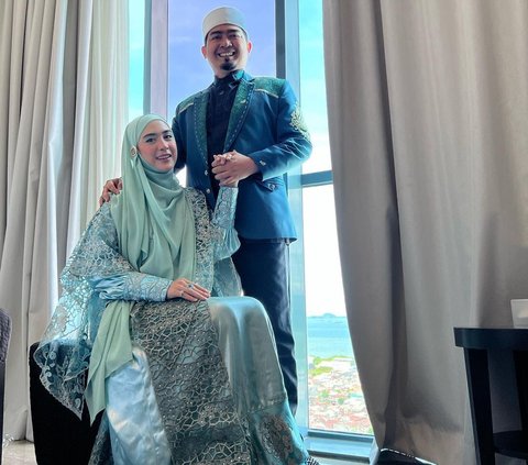 Di Hari Ulang Tahun, Ustaz Solmed Sampaikan Rayuan dan Pujian Kepada Sang Istri 'Jadilah Istri yang Baik'