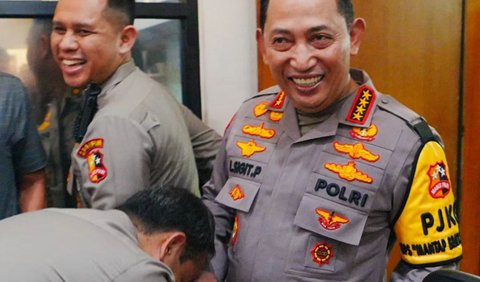 Secara khusus, Ahrie juga menyampaikan ucapan terima kasih kepada Kapolri Jenderal Listyo dan rekan-rekannya di Spripim Polri dalam tulisannya.