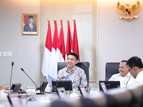 Mengenal Sosok Panca Wijaya Akbar Bupati Kabupaten Ogan Ilir, Istrinya Bukan Orang Sembarangan