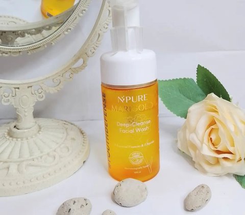 Ketika memasuki usia 40 tahun, wajah akan mengalami penuaan. Simak rekomendasi skincare terbaik berikut ini!