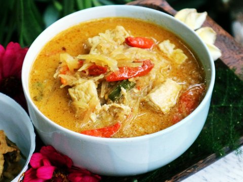 Recipe for Betawi Ketupat Vegetable with Young Papaya, the 'Perfect' Ketupat Pair