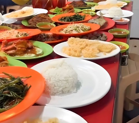 Sad Story of Bukber: Ordered Many Menus, But Not a Single Friend Came