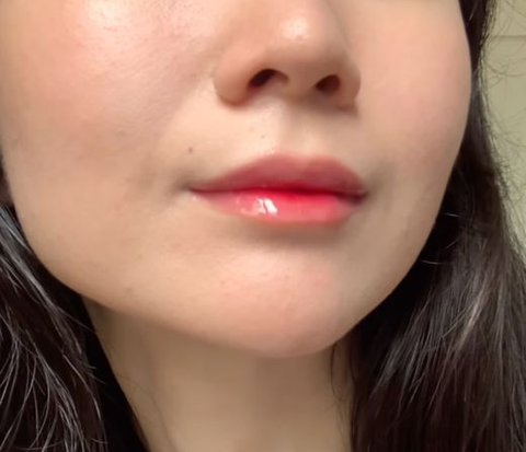 Tutorial Trend Tanghulu Lips that Makes Your Face Look Fresh