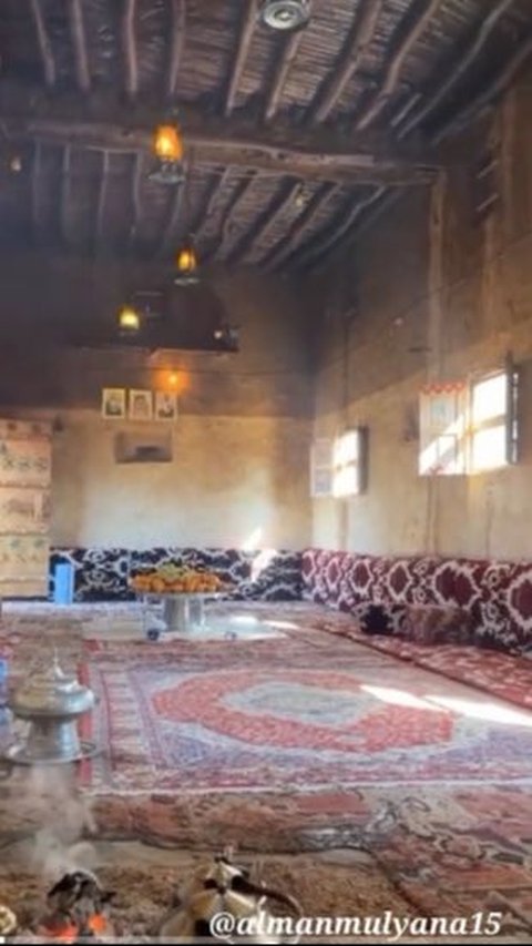 Potret Kehidupan Arab Badui di Saudi, ke Bank Naik Unta, Rumahnya Indah Luar Biasa