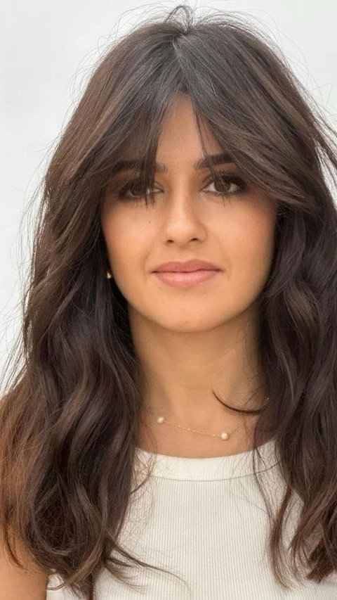 Inspirasi model rambut dengan gaya paling trendi di 2024, bakal bikin penampilan makin cantik.