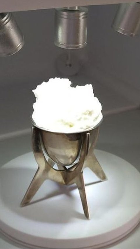 <b> Es Krim Vanila Ini Dibuat dari Daur Ulang Plastik, Amankah Dimakan?</b><br>