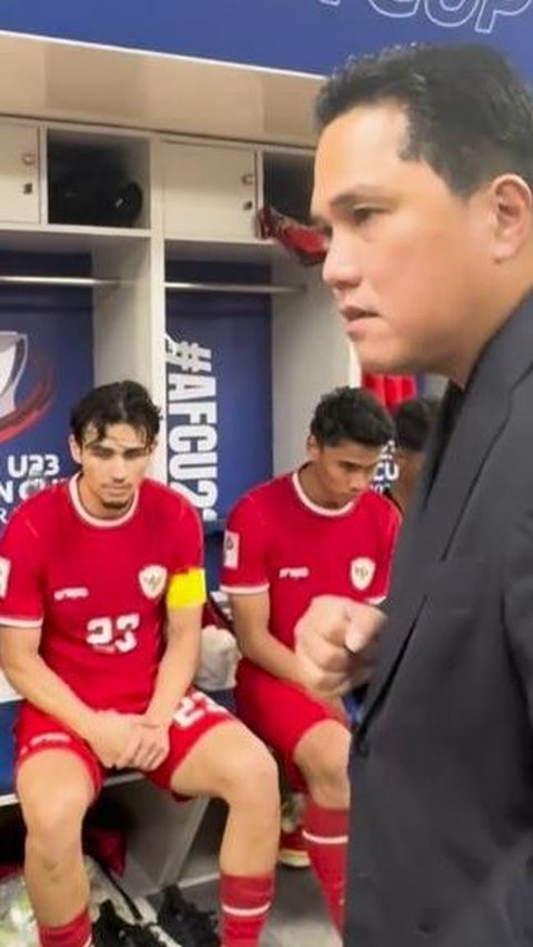 Erick Thohir Visits After Losing to Uzbekistan, The Atmosphere of the U-23 National Team Players Becomes Enthusiastic: We are a Strong Nation, Cannot be Insulted