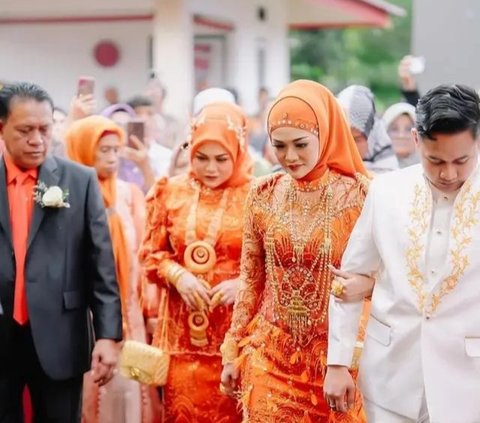 8 Momen Putri Isnari Bersama Tiga Ibu Mertuanya