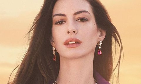 Let's Check Out Anne Hathaway's Beauty Secret for Youthful-Looking Skin ...