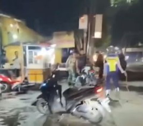 Detik-detik Geng Motor Bersajam Masuk   Markas TNI AU di Halim Perdanakusuma,   Langsung 'Digulung' Tentara