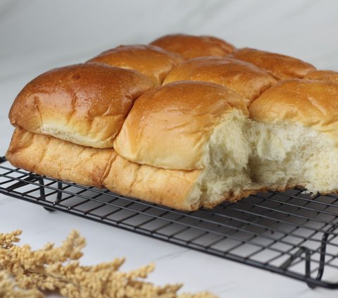 Fluffy and Tearable Bread Recipe Similar to Bakery