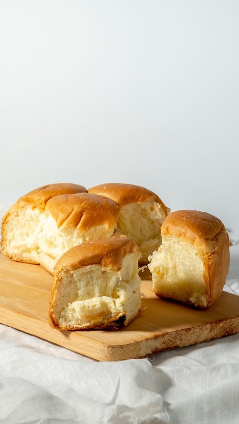 Fluffy and Tearable Bread Recipe Similar to Bakery