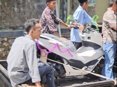 Viral Fantastic Engagement Dowry in Pati, Car and Cash Rp100 Million