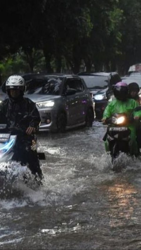 Daftar 40 RT dan Lima Ruas Jalan di Jakarta Banjir hingga Kamis Pagi