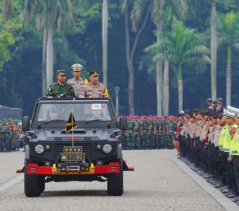 Kapolri dan Panglima TNI Gelar Pasukan Ops Ketupat