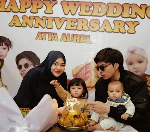 Potret Aurel dan Atta Rayakan Anniversary ke-3
