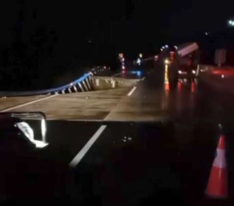 Longsor di Jalan Tol Bocimi KM 64 dari arah Jakarta-Sukabumi, (Liputan6.com/Istimewa).