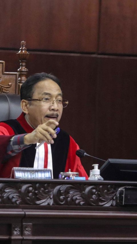 <br>Disindir Hakim MK, Saksi Ahli Prabowo-Gibran: Ini Belum Tidur Pak Dari Jam 3