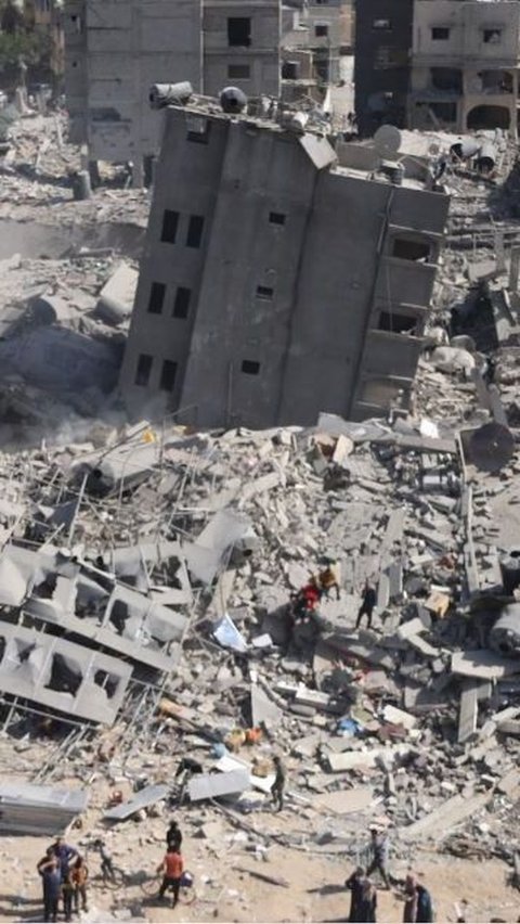 Kehancuran di permukiman dekat kompleks RS Al-Shifa, Jalur Gaza, Palestina.