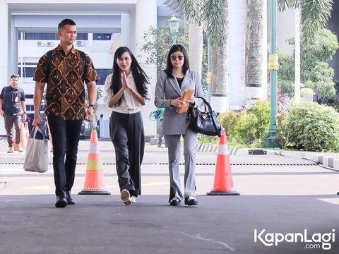 Diperiksa 5 Jam, ini Deretan Foto Sandra Dewi Usai Pemeriksaan di Kejaksaan Agung Terkait Kasus Korupsi Harvey Moeis 'Doain ya'