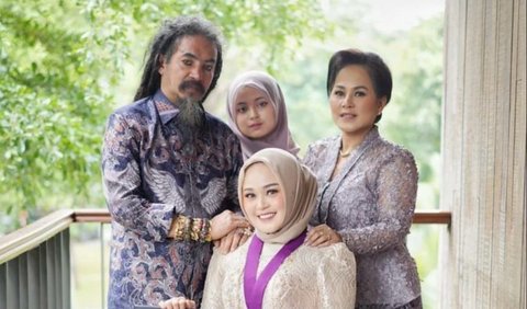 Intip potret hidup Cecillia Gina, anak Limbad, yang kini meniti karier sebagai calon dokter gigi.