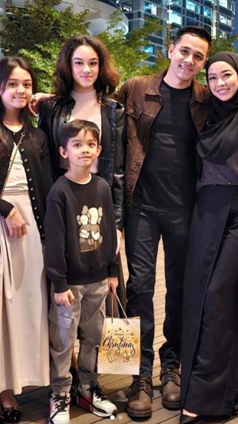 Intip potret menawan ketiga anak Rionaldo Stockhorst yang mempesona.