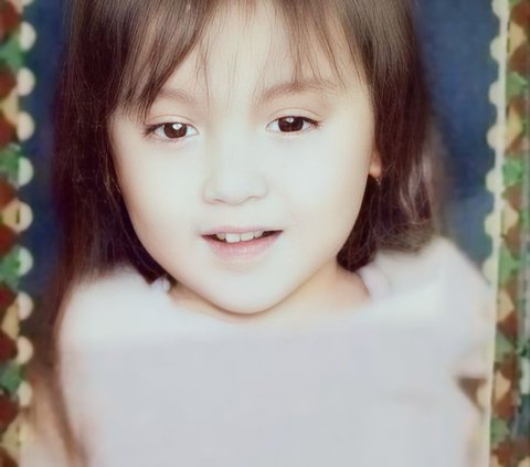 This Little Child is a Former Member of Jkt48 First Generation, Can You Guess?