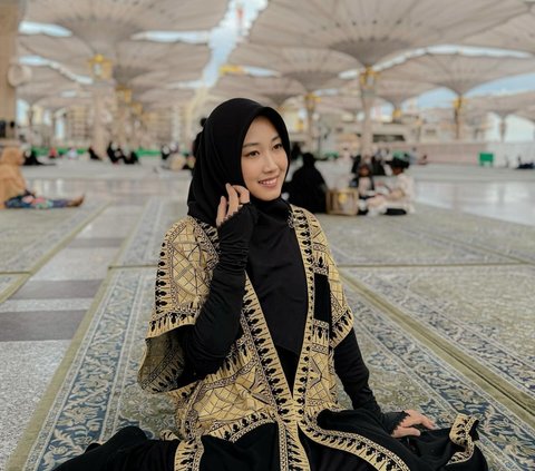 Portrait of Daffa Nabilah, Crazy Rich Sidoarjo, who went viral for distributing 1,500 free takjil every day during Ramadan