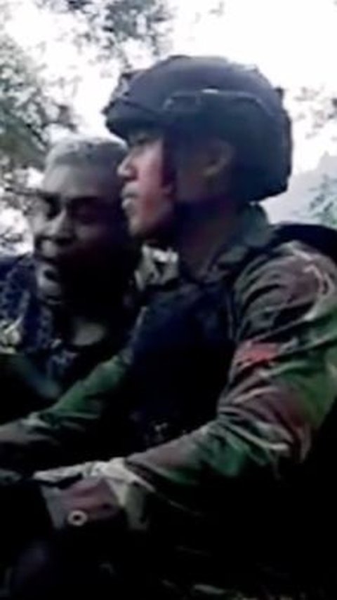 Aksi Pelatih TNI Ajari Tentara Bertempur, Bersuara Keras & Galak Tapi Malah Bikin Ketawa Ngakak <br>