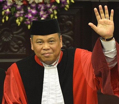 Hakim MK Ungkap Alasan Tak Hadirkan Jokowi di Sidang Sengketa Pilpres 2024