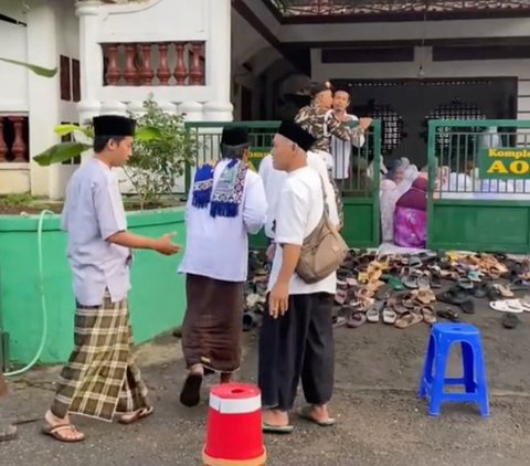 Rayakan Lebaran Hari Ini, Begini Potret Jemaah Aolia Gunungkidul Laksanakan Salat Idulfitri Lebih Awal