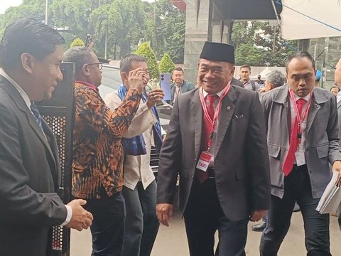 MK Judge Asks About Jokowi's 'Strange' Tasks for Ministers, This is What Muhadjir Said
