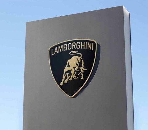 Lamborghini Reveals Its New Logo After 25 Years! 