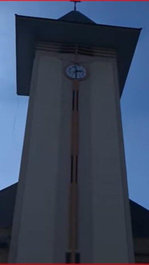 Melihat Sisi Unik Gereja Santo Yusup Ambarawa, Ada Simbol Ayam Jago hingga Jam Berusia 100 Tahun