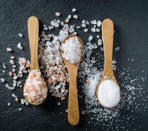 4 Reasons to Reduce Salt Consumption for Health