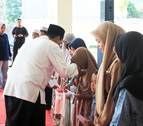 Gus Ipul berharap kegiatan ini dapat membantu dan mendukung masyarakat Kota Pasuruan untuk dapat menikmati momen Hari Raya Idul Fitri 1445 H.