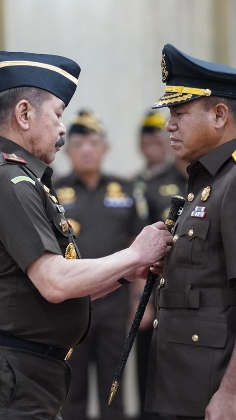 Jaksa Agung Lantik Ketua Badan Pemulihan Aset Amir Yanto