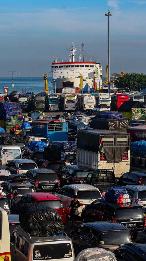 Bagaiman Nasib Tiket Penyeberangan Jika Kendaraan Masih Terjebak Macet? Ini Kata ASDP Pelabuhan Merak