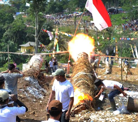 Melihat Tradisi Unik Sambut Lebaran di Indonesia, Masak Bareng hingga 