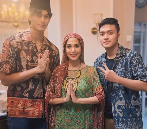 Momen Kehangatan Diah Permatasari dan Keluarga saat Buka Puasa Bersama, Potret Ganteng Kedua Putranya Bikin Salfok