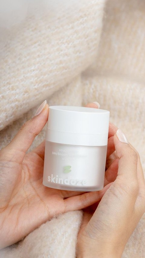 7. Skindoze HI MOISTURE! Silky Smooth Water Cream<br>