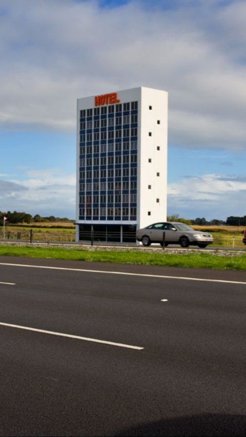 Unik, Ada Bangunan Mirip Hotel di Tepi Jalan Tol Australia yang Ternyata Bukan Hotel<br>