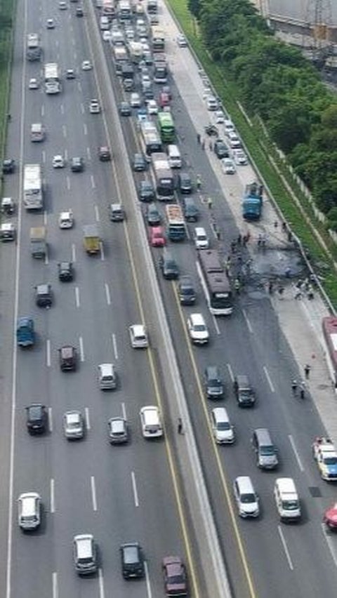 12 Korban Kecelakaan Maut di Km 58 Tol Jakpek Bukan Satu Keluarga, Sembilan Jenazah Teridentifikasi