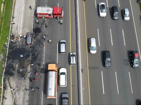 12 Korban Kecelakaan Maut di Km 58 Tol Jakpek Bukan Satu Keluarga, Sembilan Jenazah Teridentifikasi