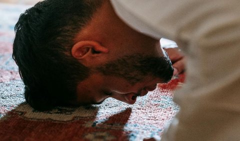 Tata Cara Sholat Idul Fitri dan Bacaan Niatnya