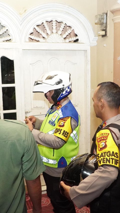 Pastikan Situasi Rumah yang Ditinggal Mudik Aman, Kapolres Rokan Hulu Patroli Permukiman Warga