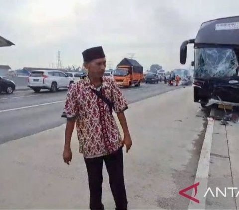 The Story of Primajasa Bus Driver Surviving an Accident on the Cikampek Toll Road, Asking for Help to Contact Family