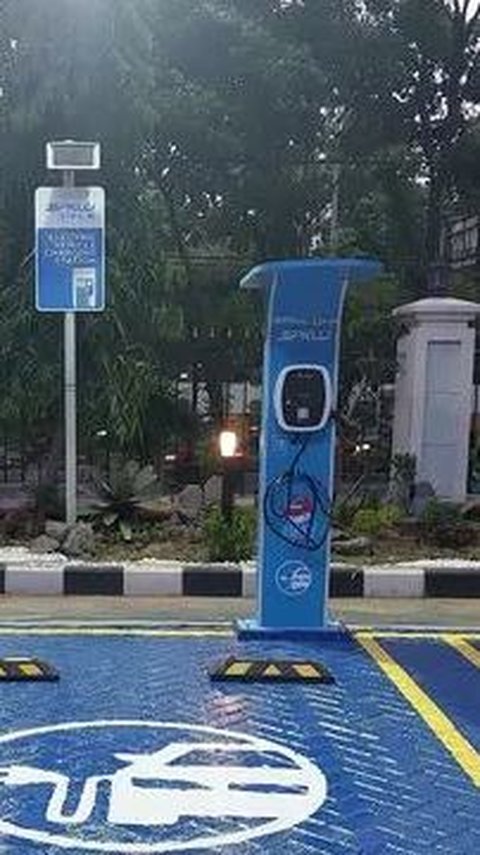 Kementerian ESDM: Transaksi SPKLU Rest Area Naik 5 Kali Lipat Saat Mudik Lebaran